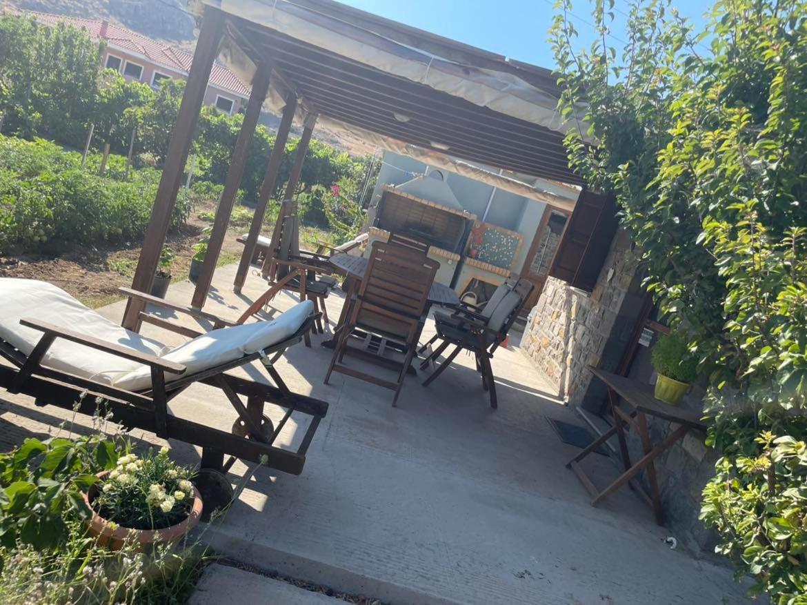 Manolis Cottage Thanos Exterior photo